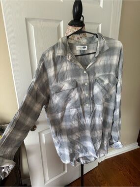 old navy Classic Gray Plaid boyfriend Shirt - Lightweight Casual